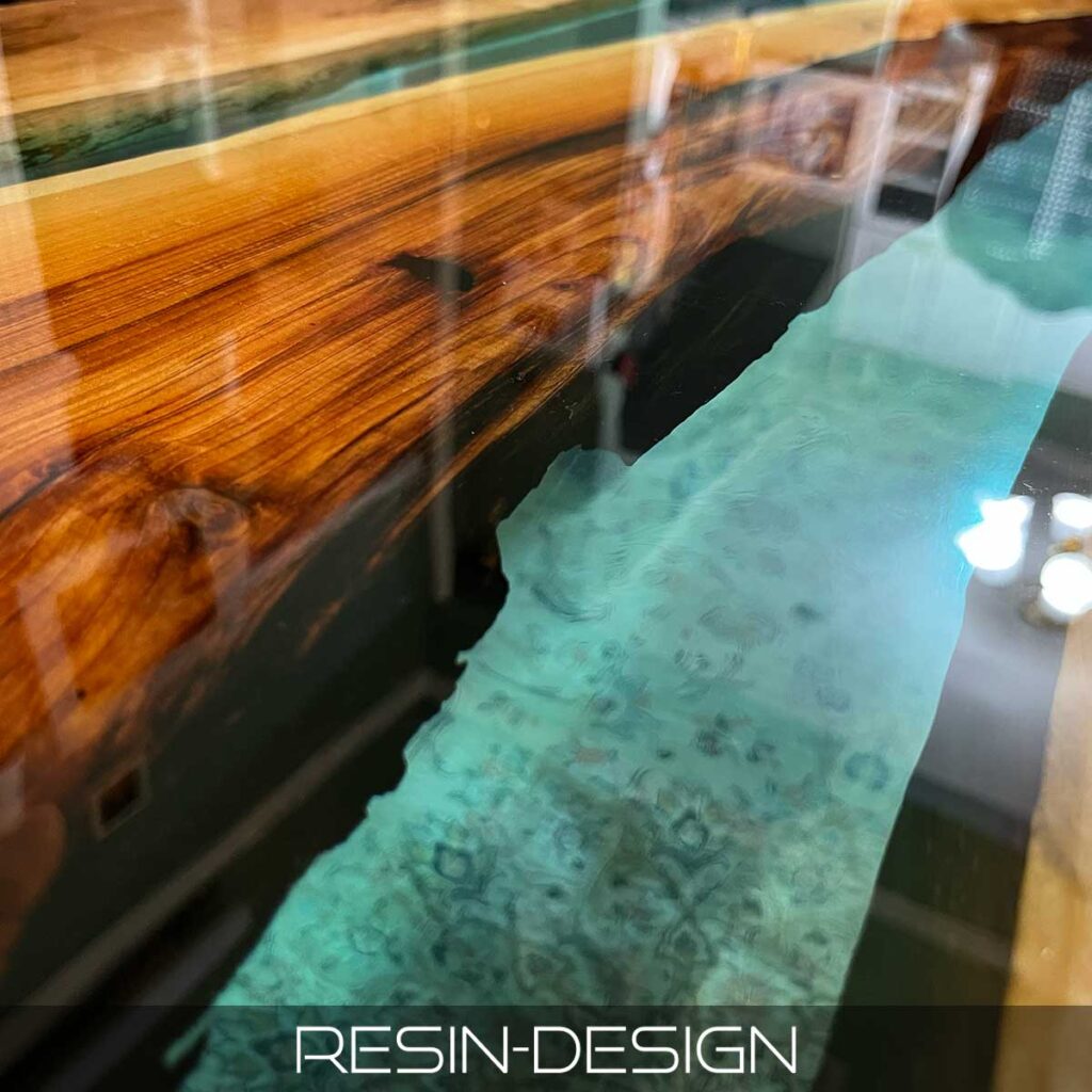 一位と栃のレジンセンターテーブル